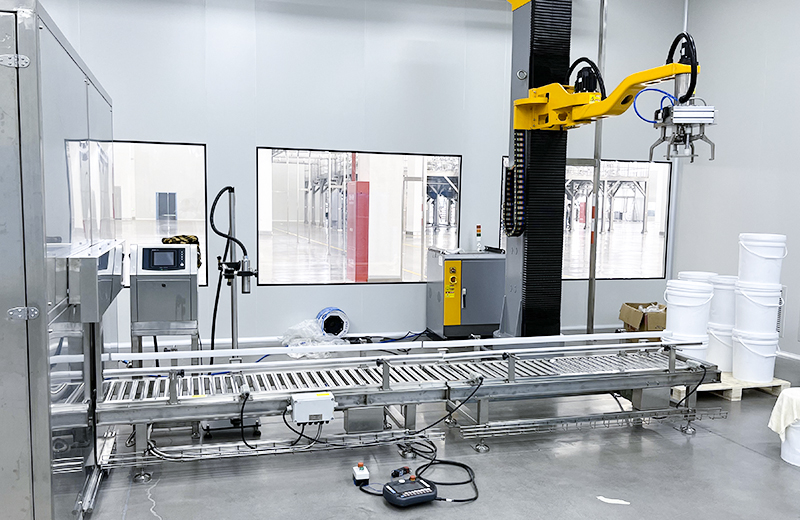 GAF-30S2AH20L液体自动灌装生产线客户现场2